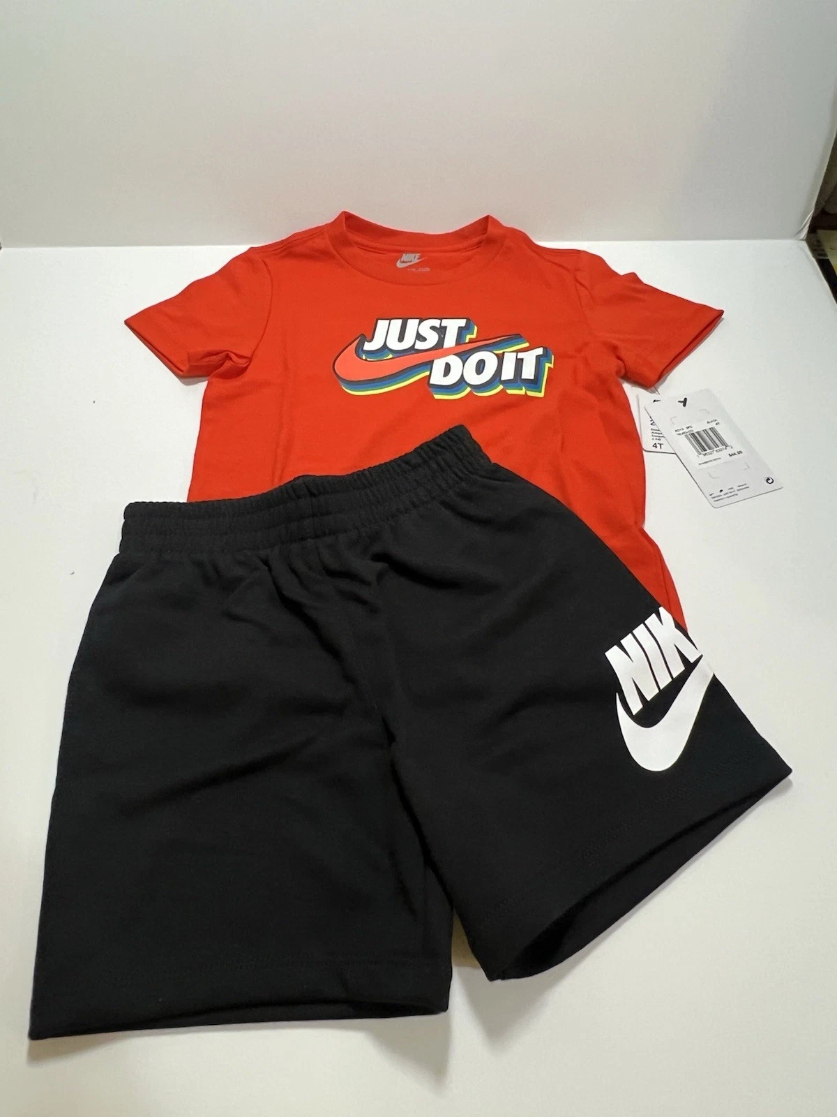 SIZE 4T NIKE AIR TODDLER KIDS T SHIRT AND SHORTS 2 PIECE SET NWT