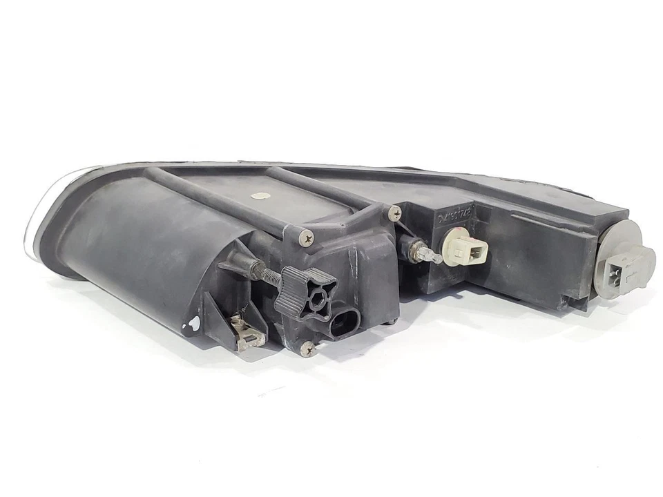 Lámpara de señal de giro derecha Maserati Spyder Cambiocorsa 2003 OEM D41901748 Foto 3 de 4