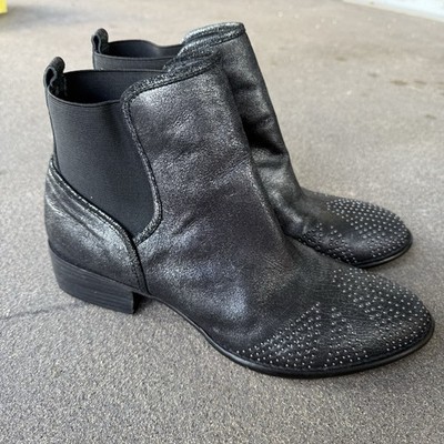 Donald J Pliner Pronto Studded Chelsea Boots Women s 9.5 Designer Elevated Style