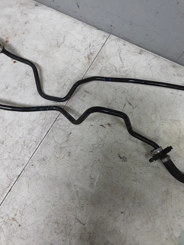 BMW K 1200R 2006 06 motor motor enfriador de aceite radiador líneas de refrigeración mangueras tubos Foto 4 de 4