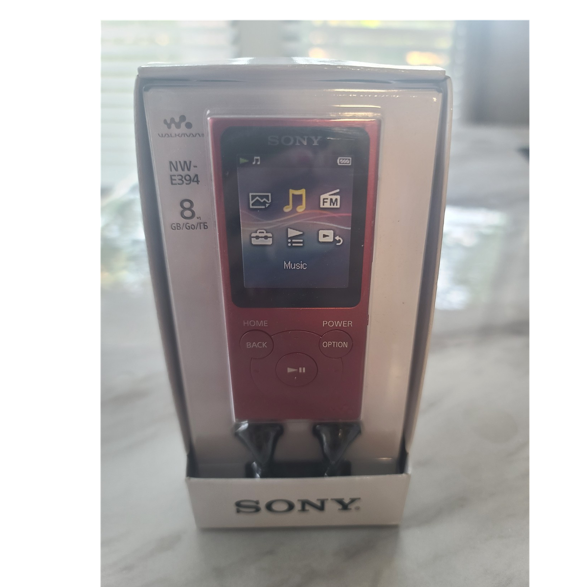 Sony Walkman NW-E394 8GB Red Digital Music Player FM Radio MP3 AAC