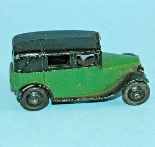 Dinky Toys MECCANO England #36g TAXI with Driver 1947 green black closed window - Picture 4 of 5