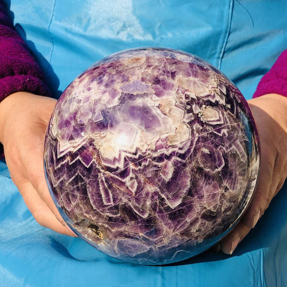3580G Natural Amethyst Crystal Sphere Ball for Healing and Meditation