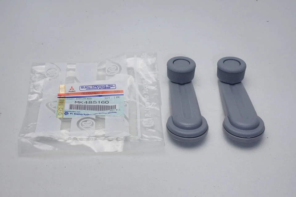 Genuine Mitsubishi Canter Fuso FE110 FE111 FE211 Window Crank Handle Winder Pair - Imagem 2 de 4