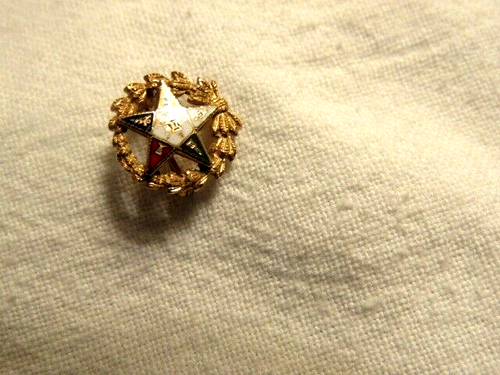 Vintage 14K Yellow Gold Eastern Star Wreath Enamel Pin 7/16” dia. - Picture 3 of 6