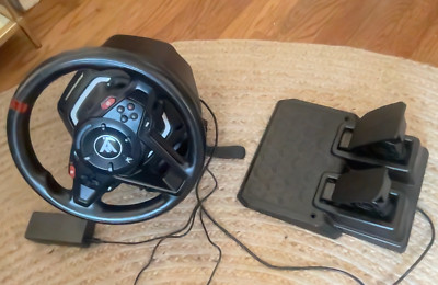 driving simulator wheel and pedals