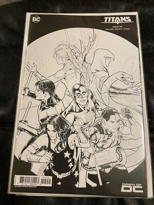 Titans #5 1:50 Nicola Scott B&W Incentive Variant Cover 2023 Comic