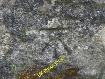 Foto 6x4 Benchmark auf Torpfosten in der Nähe von Craigmead Parkplatz, Lomond Hills Fall c2015