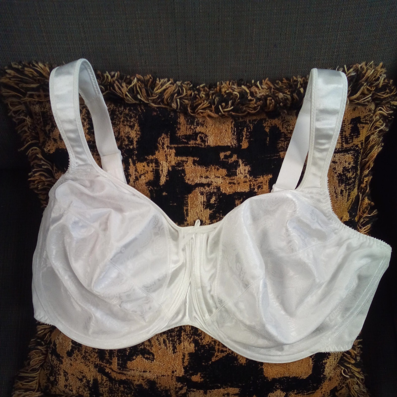 Bali Women's Satin Tracings Minimizer Underwire Bra 3… Gem