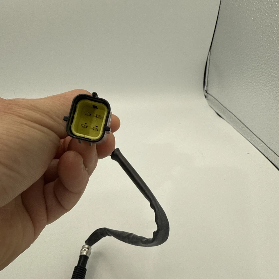 Sensor de oxígeno Bosch O2 15643 para Kia Spectra 2001-2004 ajuste directo aguas arriba Foto 3 de 4