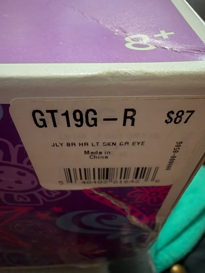 American Girl Just Like You #19 G Doll Brown Hair Green Eyes with Original box - Image 3 of 4