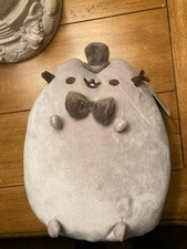 GUND Bow Tie Pusheen Plush NWT