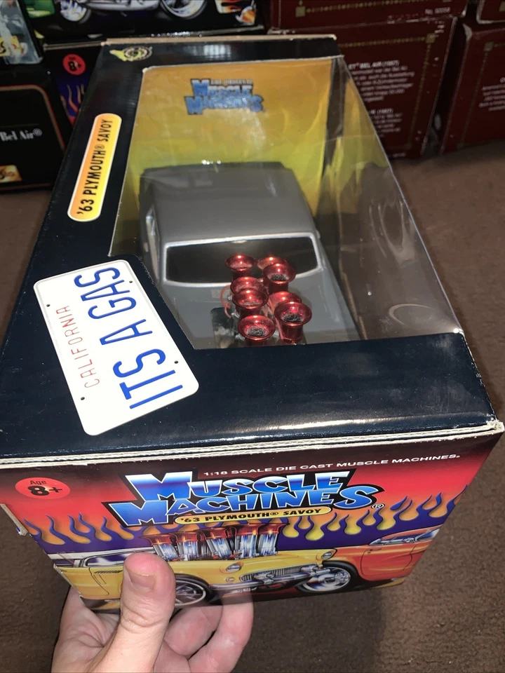 1963 Plymouth Savoy Muscle Machines 1:18 Die Cast Flat Grey VHTF - Image 4 of 4