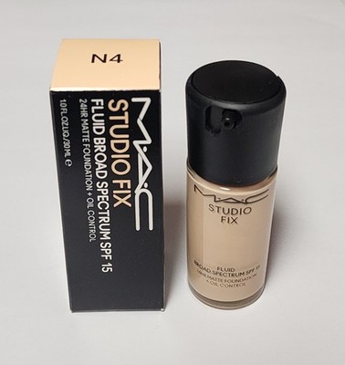 MAC Studio Fix Fluid SPF 15 24H Matte Foundation Oil Control N4