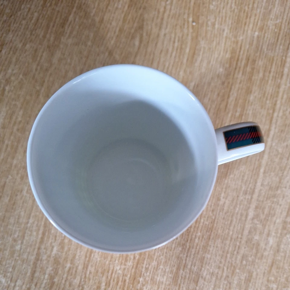 Rare Vintage Harrods Mug 1994 Tartan Design Bone China/22 Carat Gold - Image 3 of 4