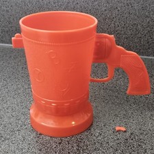 Vintage 1950s Ez-por Red Plastic Cowboy Pistol Cup See Description Vintage 1950s Ez-por Red Plastic Cowboy Pistol Cup See Description