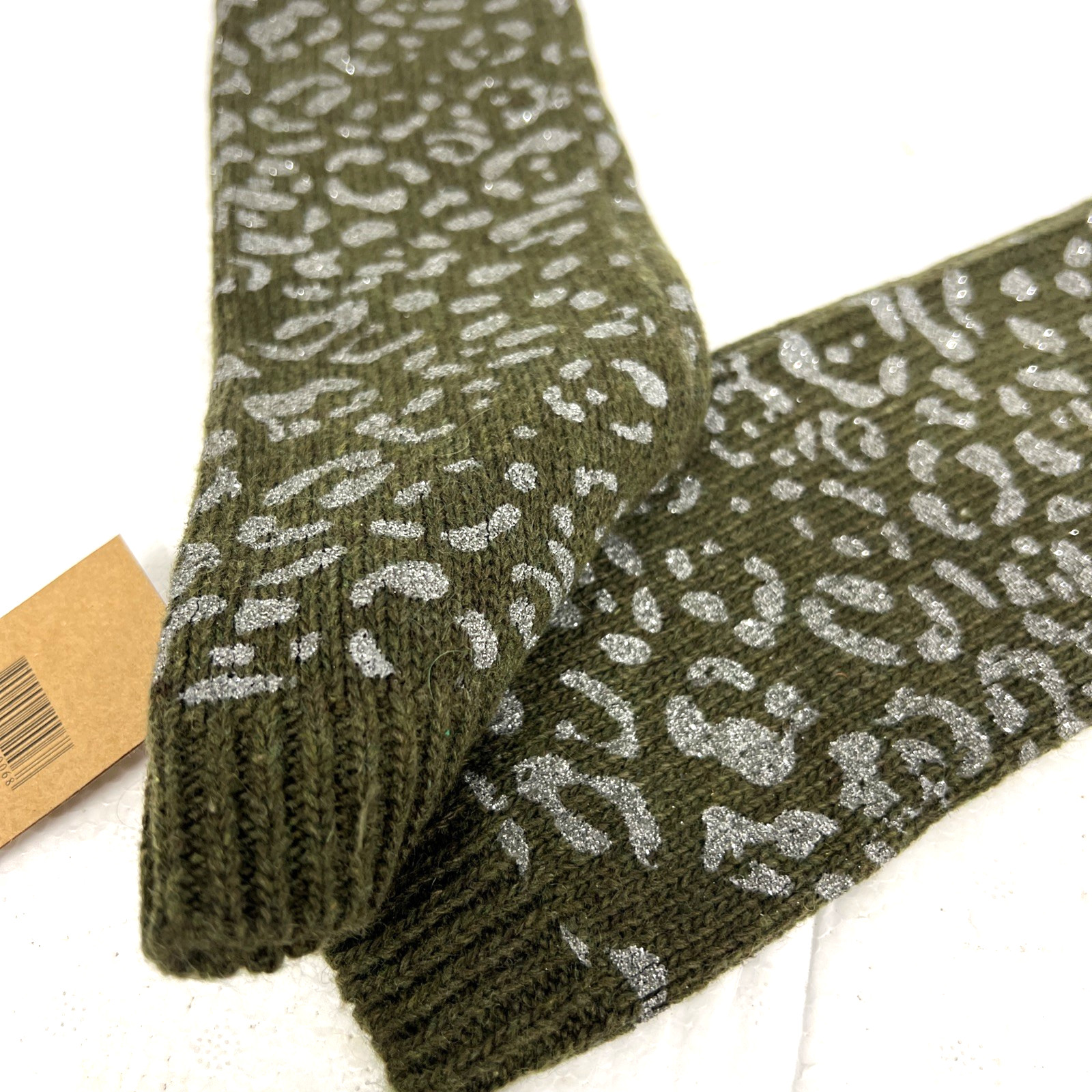 как выглядит Leg Warmers w A Silver Leopard Print Design in OLIVE by CC Exclusives NWT Womens фото