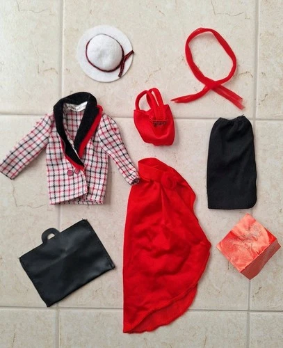 Vintage Barbie Day To Night Set 1984 #9081 Fashion Designer Red Black No Shoes