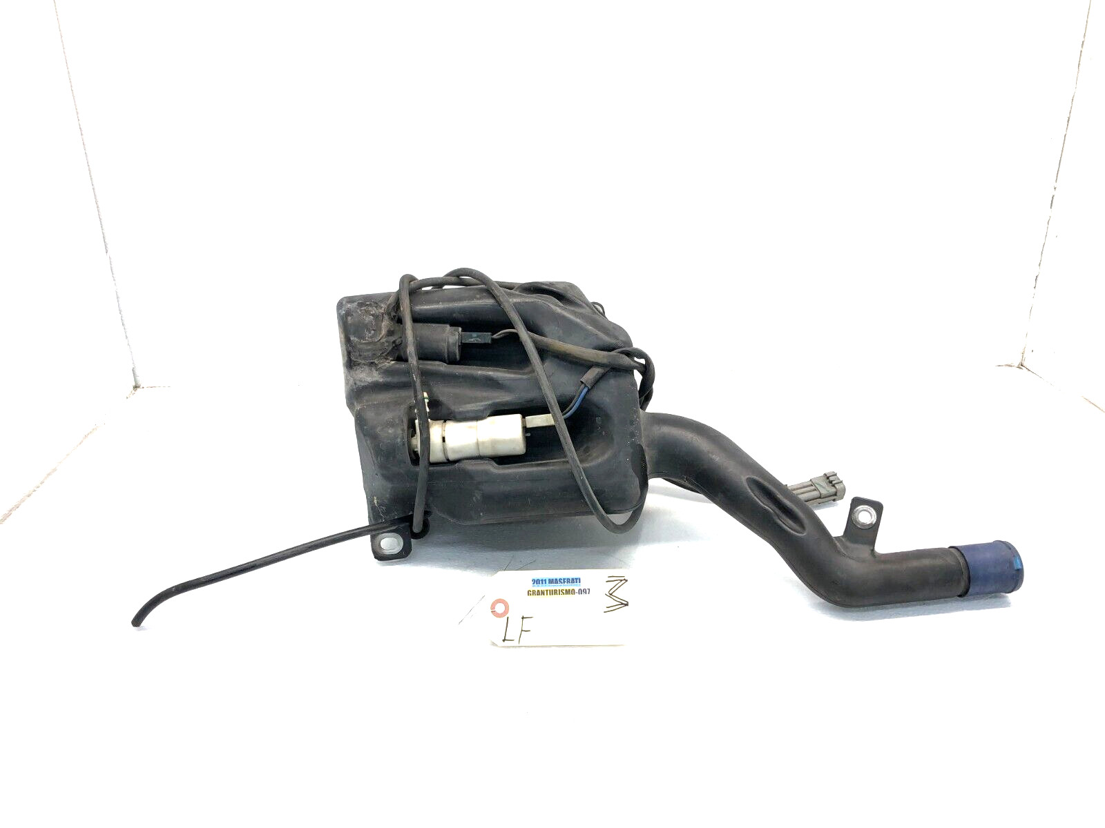 2008-2019 MASERATI GRANTURISMO S M145 LEFT FRONT WINDSHIELD WASHER TANK OEM