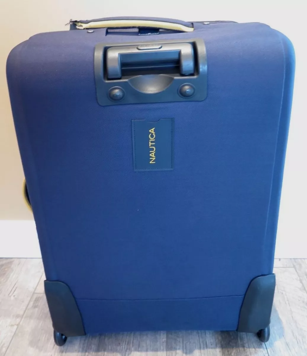 Nautica dockyard discount expandable spinner luggage