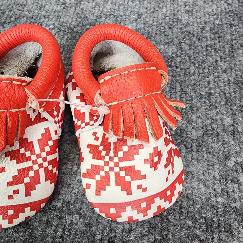 Freshly Picked Baby City Moccasins size 1 Red and white Fringe Leather Christmas - Image 3 of 4