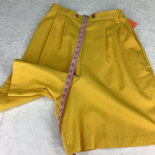 David Smith Shorts Womens Vintage 8 Yellow Embroidered Flowers New MFC250325/SS2 - Picture 7 of 9