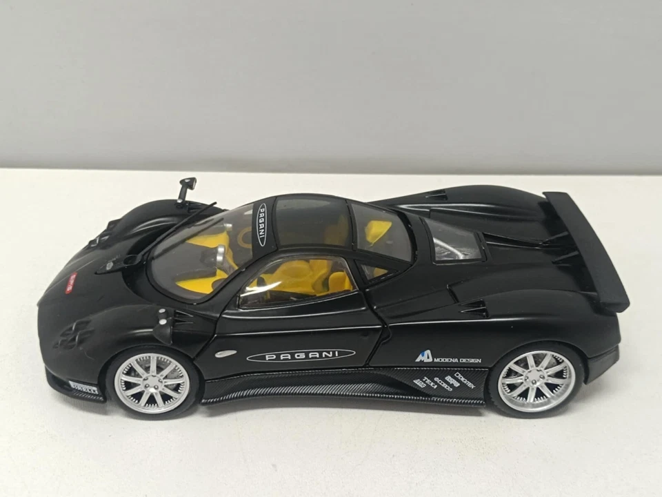 Pagani Zonda F 2005 Black Nero Opaco - Mondo Motors 1:24 Usato no box - Immagine 3 di 4