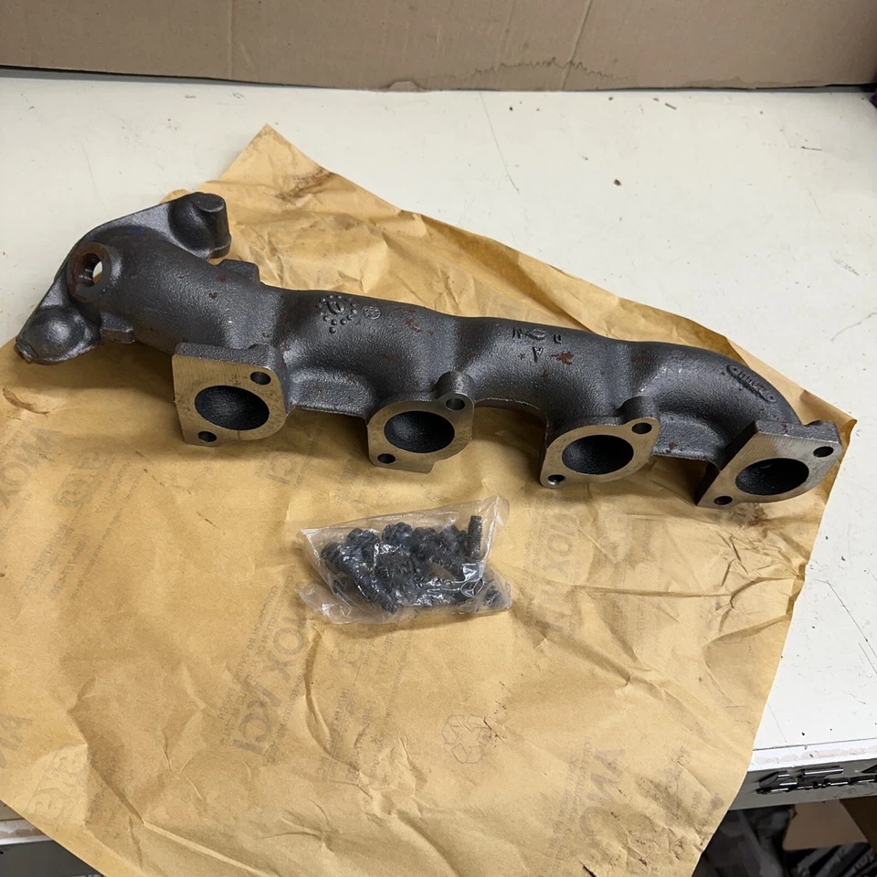 Ford F1AZ-9431-B LH Exhaust Manifold (See Description for Fit) NOS - Image 4 of 4