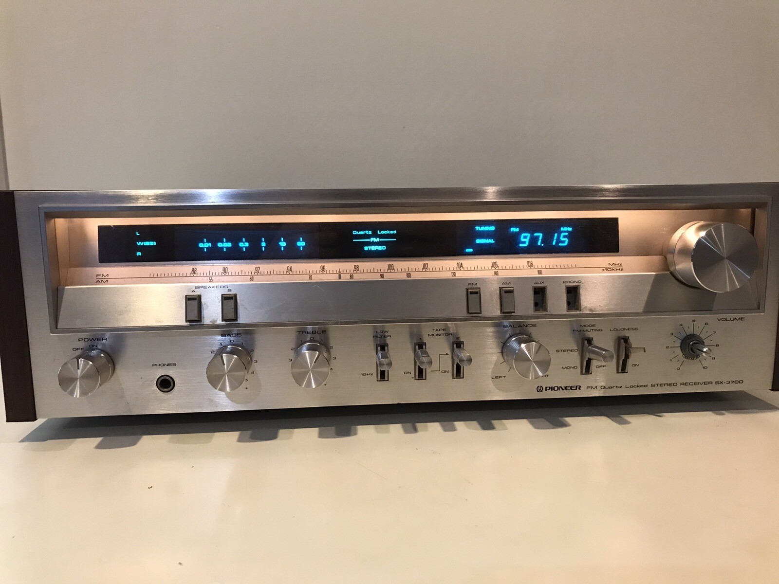 Vintage Pioneer SX-3700 AM FM Stereo Receiver - Works Missing Buttons!