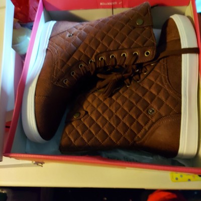 boots with sneaker bottom