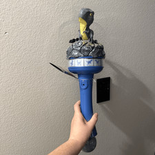 Universal Studios Jurassic Park Blue Dinosaur Reactive Bubble Wand New