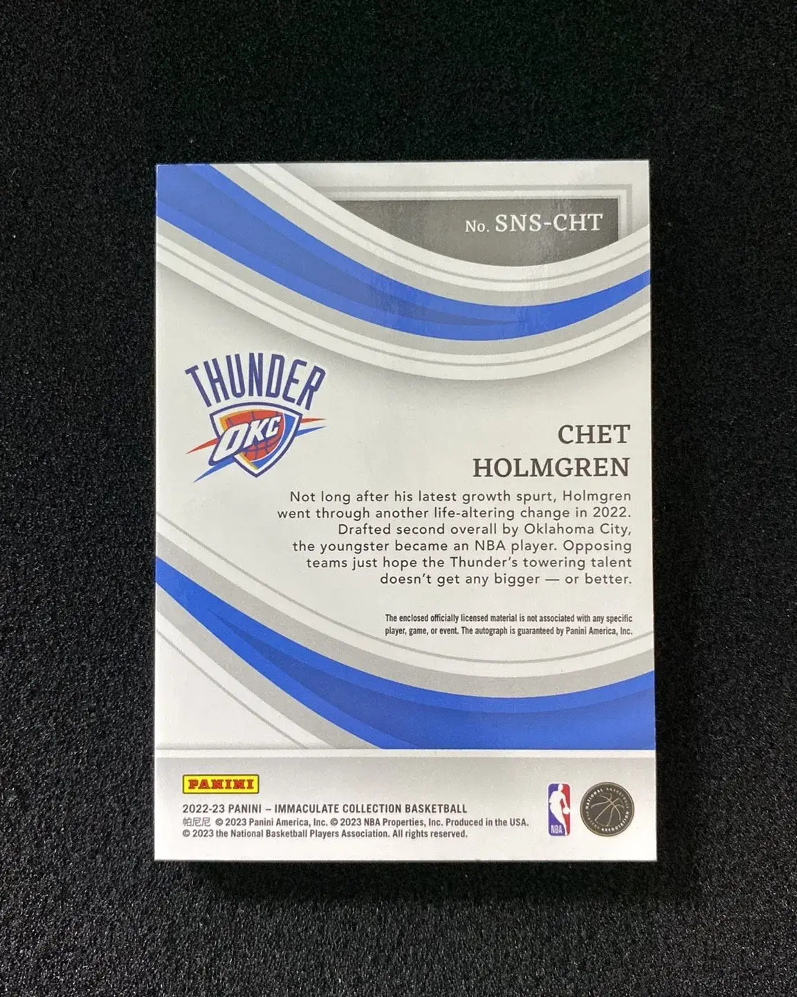 2022-23 Panini Immaculate Sneaker Chet Holmgren RC Auto Patch RPA 14/25 BY29 view 2