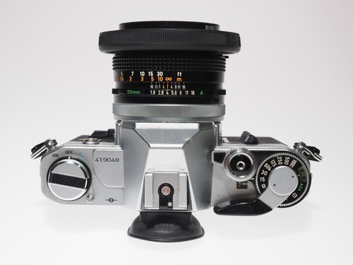 Canon AT-1 + FD 50mm f1,8 Silver - Foto 6 di 6
