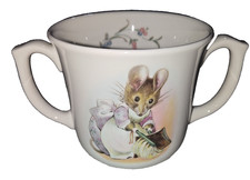 VTG 1980s Royal Albert Beatrix Potter Hunca Munca 2 Handled Child's Cup Bone