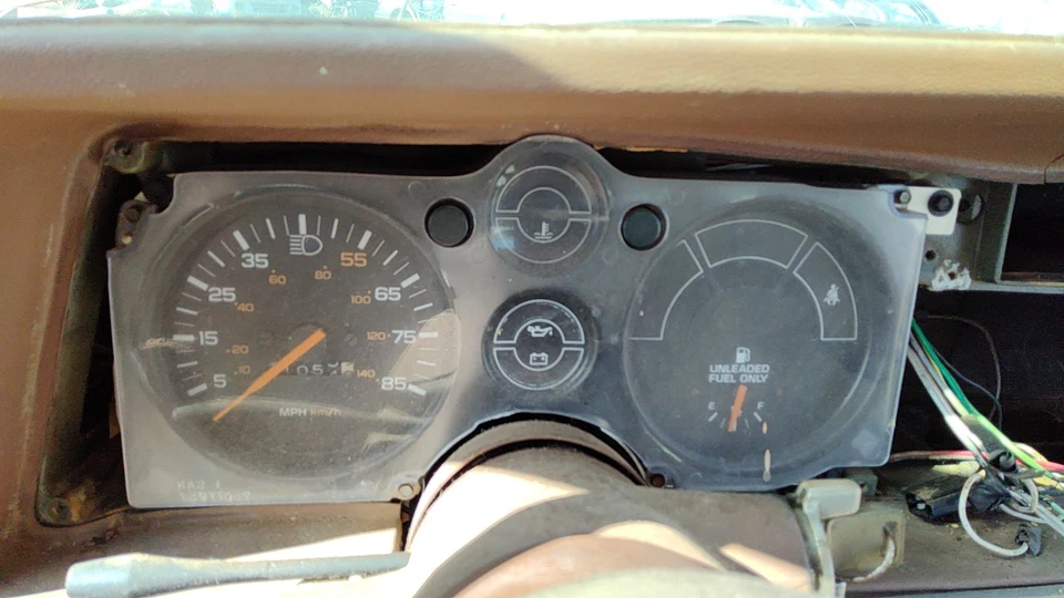 1985 Pontiac Sunbird Speedometer Cluster Instrument Gauges Panel Oem Dash - Image 2 of 3
