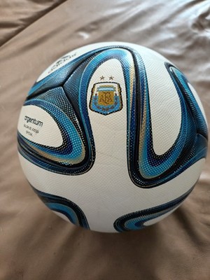 adidas Matchball Argentum 2014