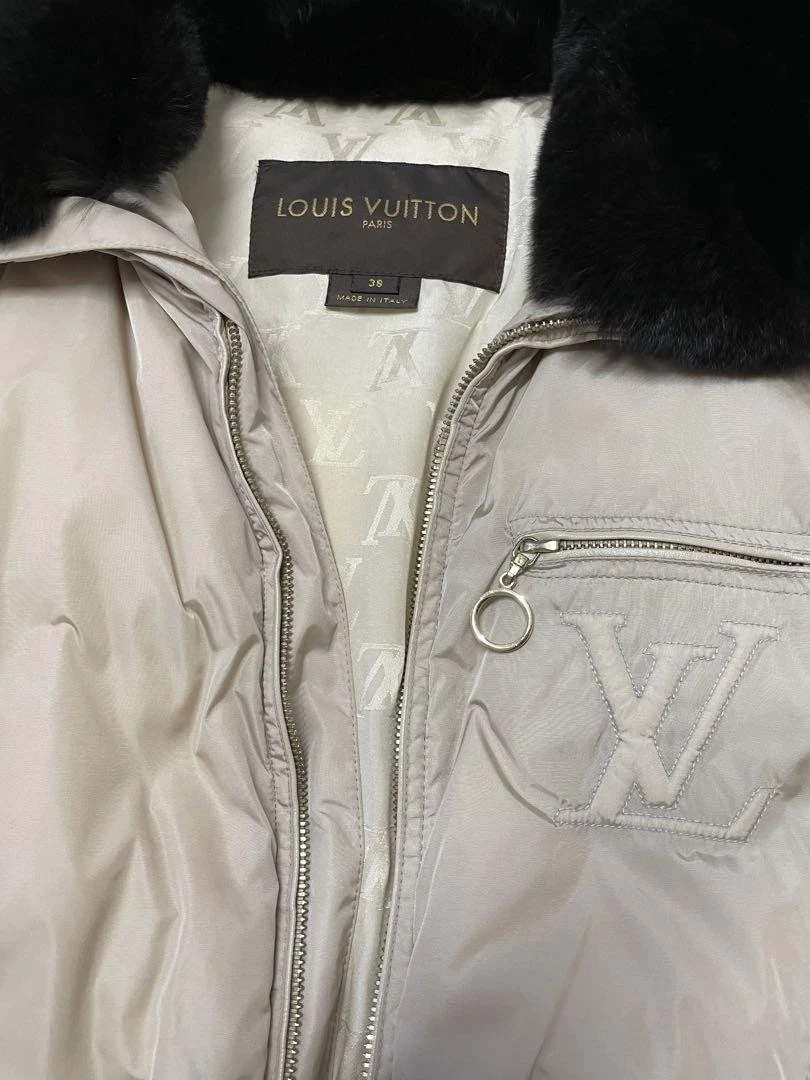 LOUIS VUITTON（LV） Piumino Louis Vuitton con pelliccia di coniglio beige
