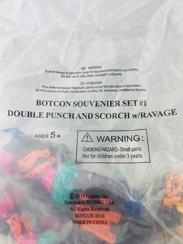 Transformers TFCC 2010 Botcon Exclusive Double Punch Scorch and Ravage Sealed - Image 3 of 4