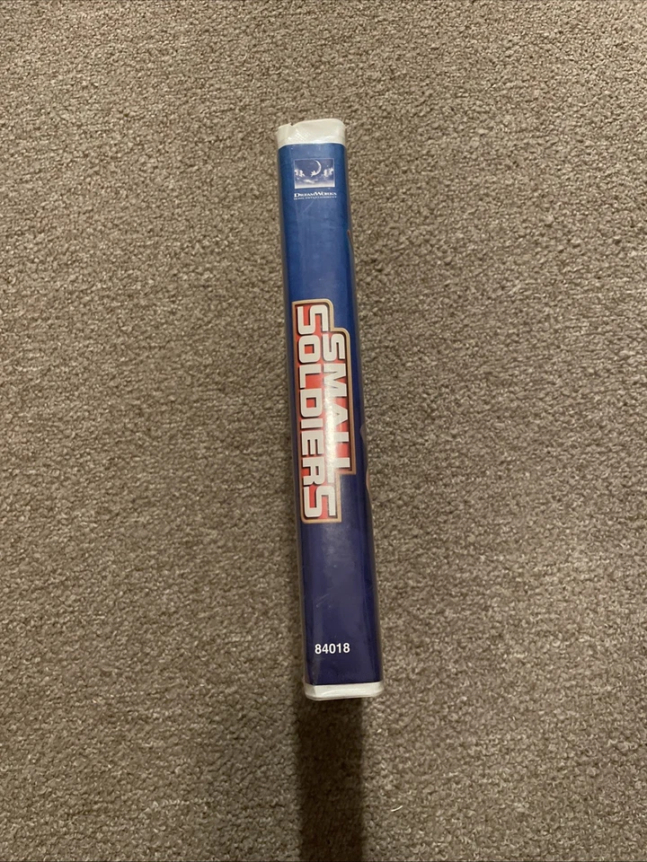 Small Soldiers (VHS, 1998, Clamshell) - Image 4 of 4