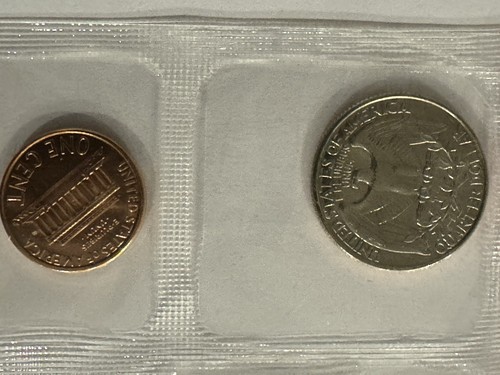 1996 P and D U. S. Mint UNC. 11-COIN set. With OGP+COA. Including "W" DIME.  - Picture 9 of 22