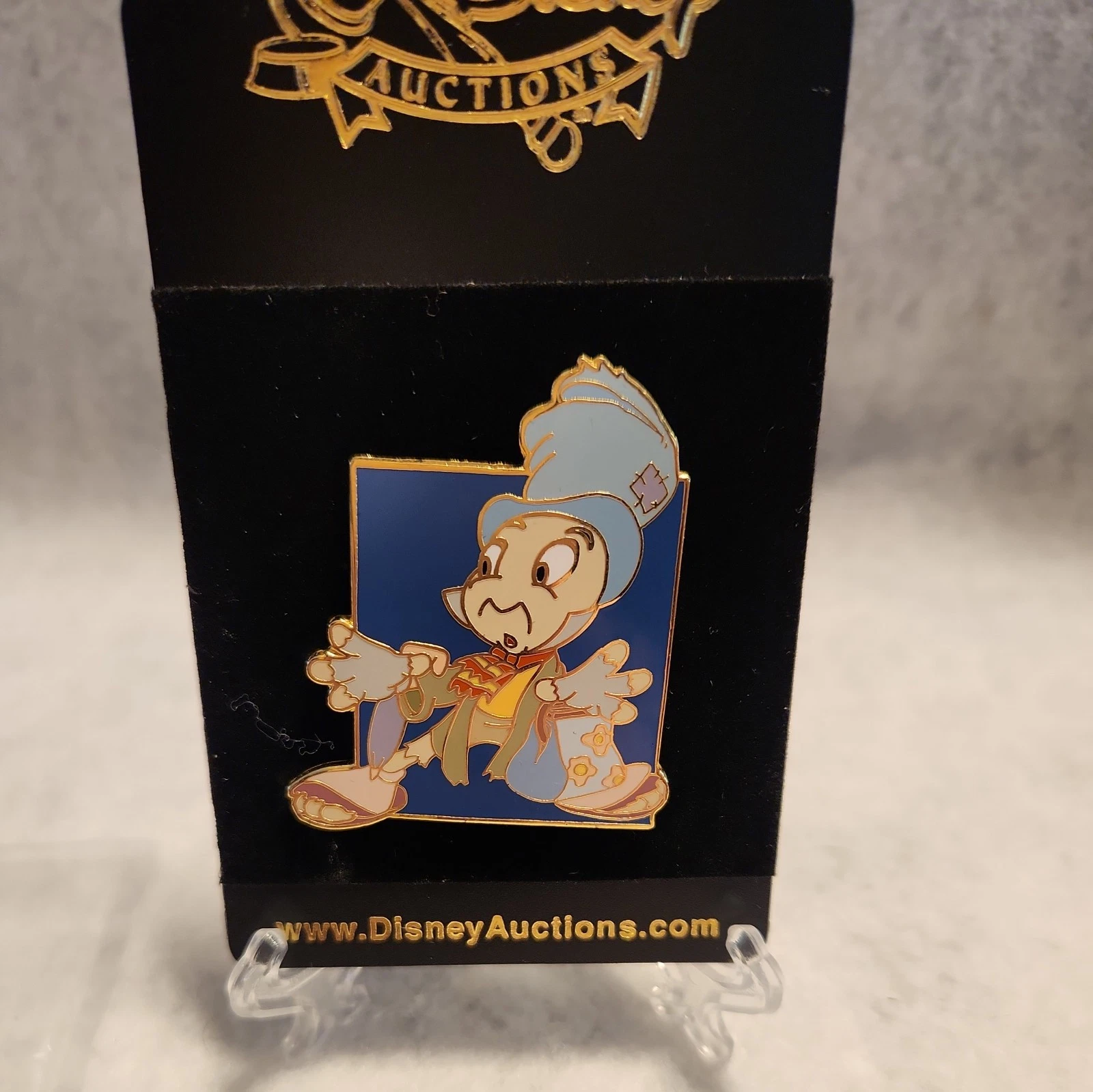 Disney Auctions 2004 Pin Jiminy Cricket in Rags LE 1000 Pin