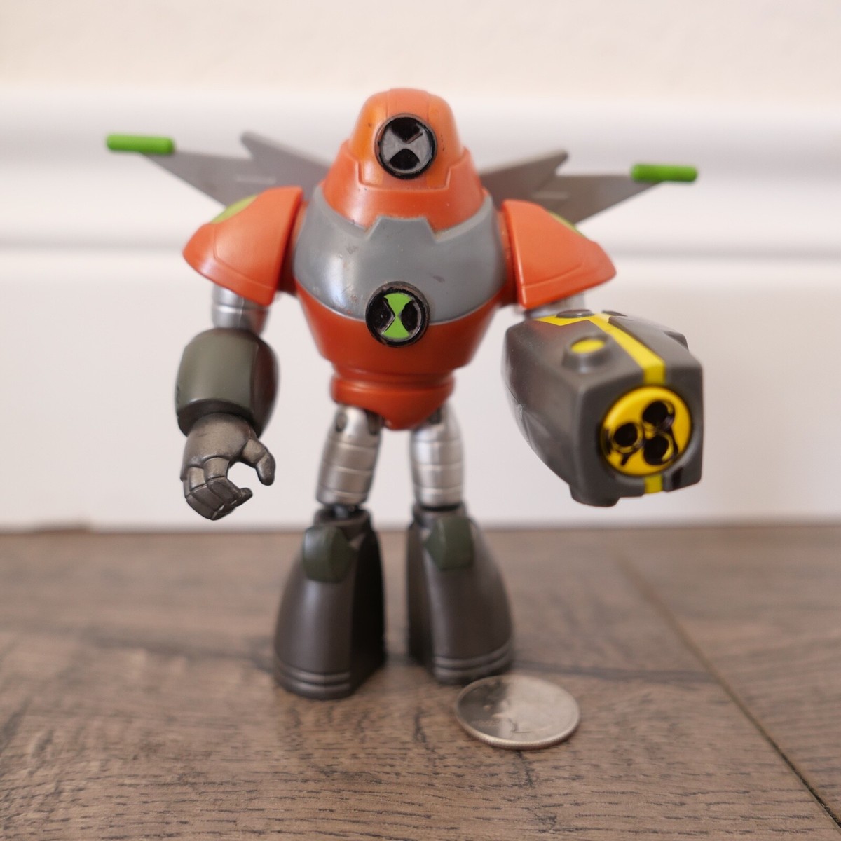 Ben 10 Omni-Naut ARMOR HEATBLAST Robot Action Figure Playmates