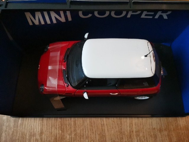 1:18 BMW Mini Cooper Red Autoart | eBay