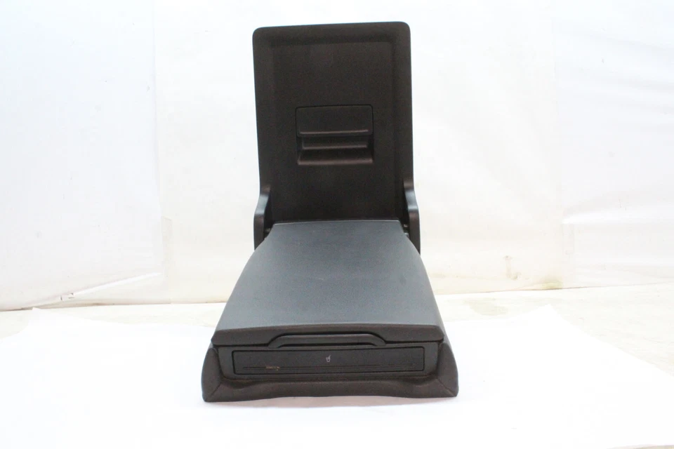 Audi S3 2016 - trasero - reposabrazos de asiento / portavasos 8V0885081F OEM 15 16 17 18 Foto 4 de 4