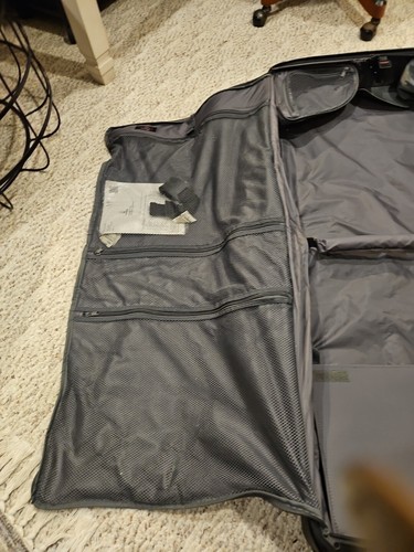 Travelpro Luggage 22" Lite Walkabout Rolling Garment Bag - Picture 5 of 10