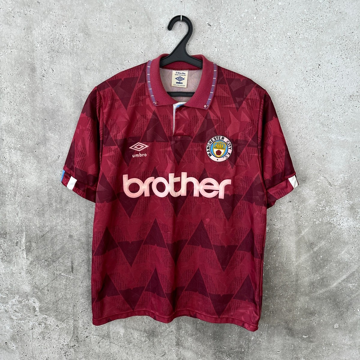 ウェア Manchester City 1990/1991  Uniform MANCHESTER CITY 1990 1991 1992 AWAY FOOTBALL SHIRT UMBRO