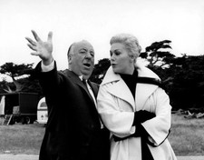 Alfred Hitchcock And Kim Novak Black And White 4x6 Picture Celebrity Print