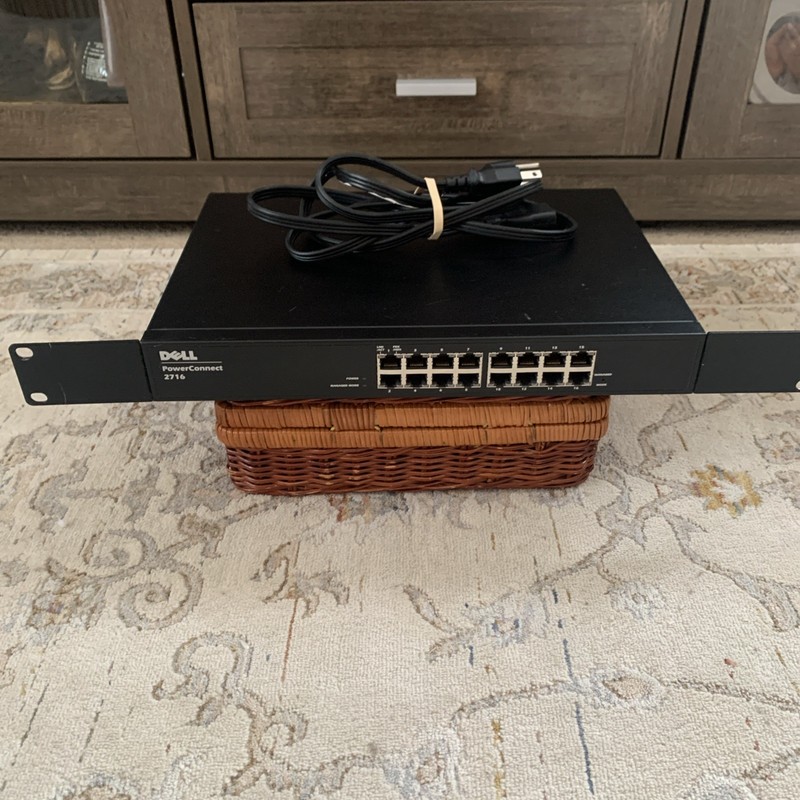 Dell PowerConnect 2716 16-Port Gigabit Managed Network Switch Rackmount L2 VLAN
