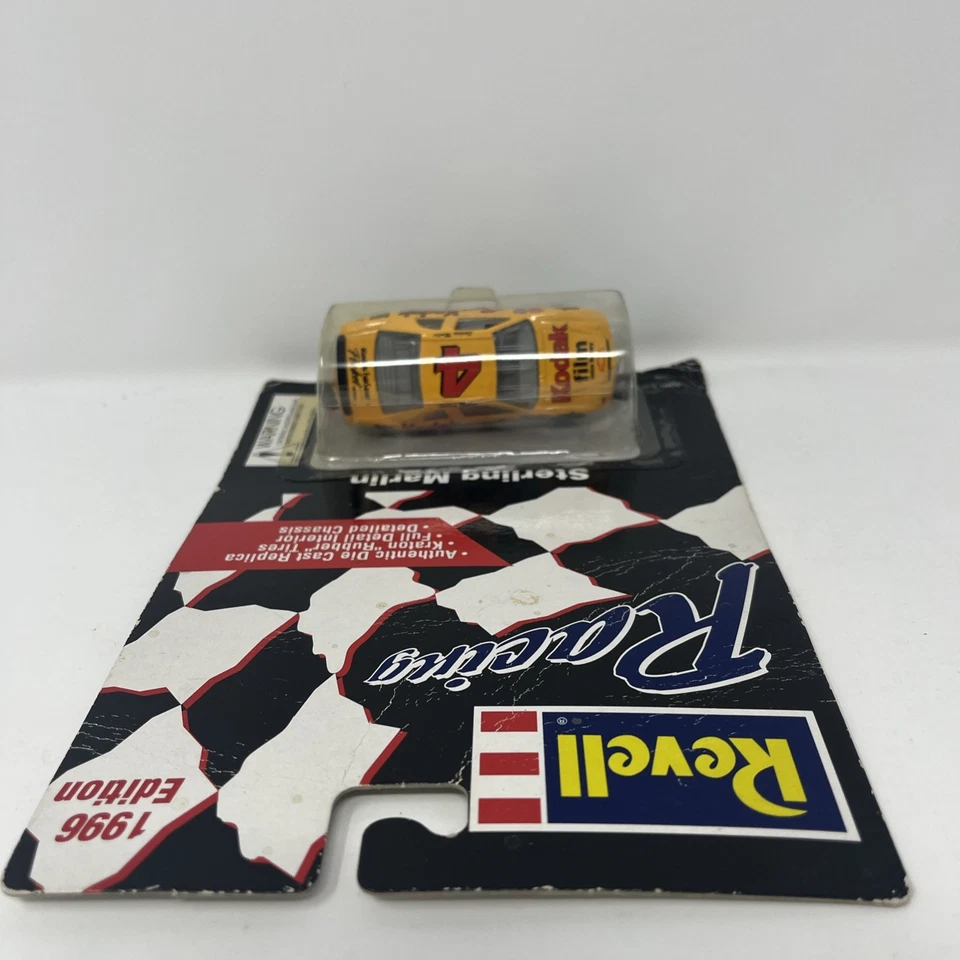 Revell #4 1996 Sterling Marlin Kodak película dorada NASCAR 1:64 coche fundido a presión nuevo en caja Foto 4 de 4
