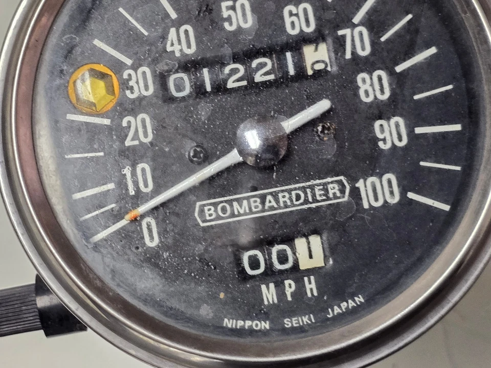 1974 Can-Am TNT 175 Bombardier medidor de velocidade conjunto funcionando - Imagem 4 de 4